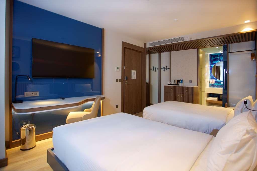 Hampton By Hilton Istanbul Old City Room photo