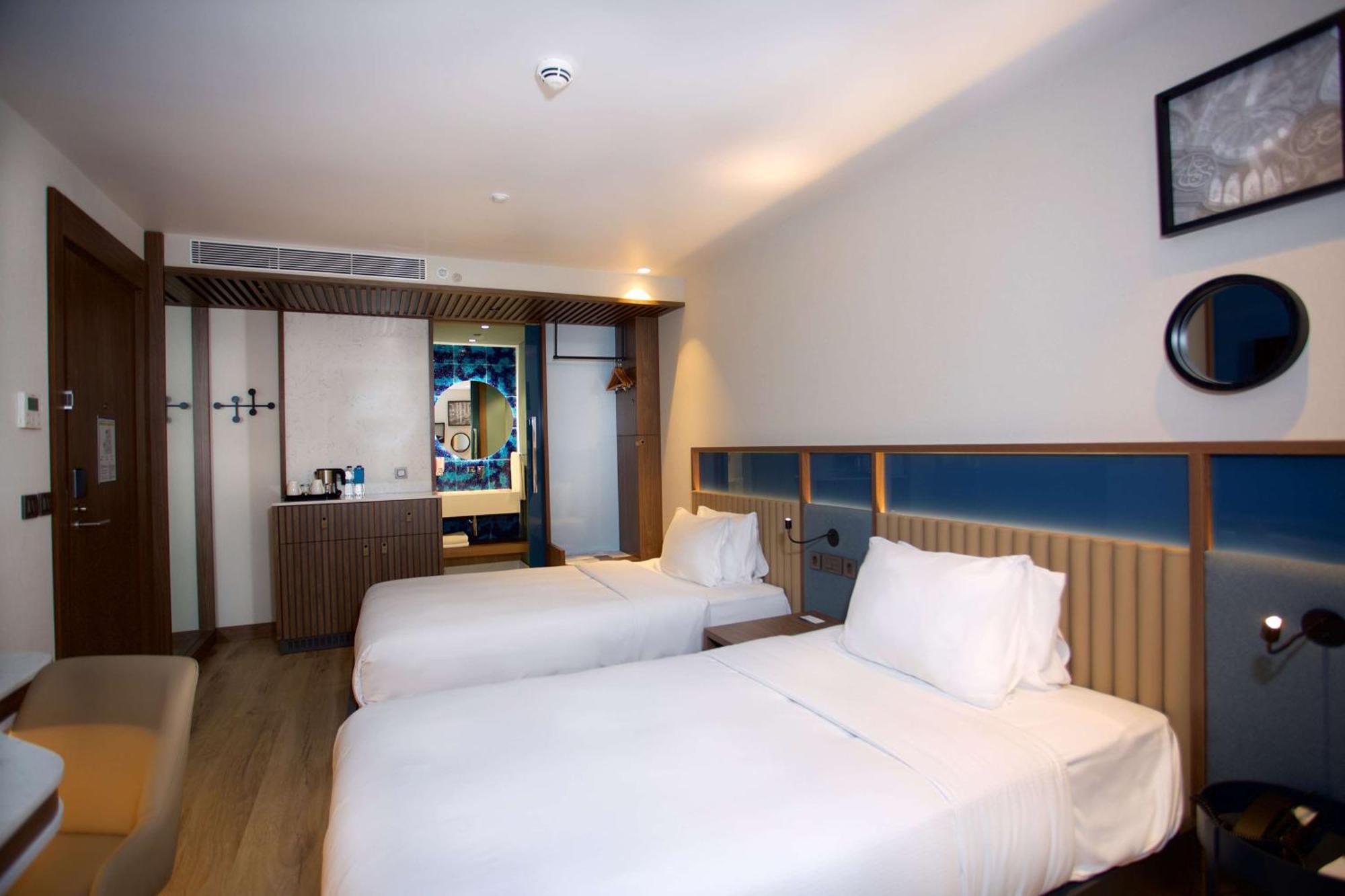 Hampton By Hilton Istanbul Old City Exterior photo